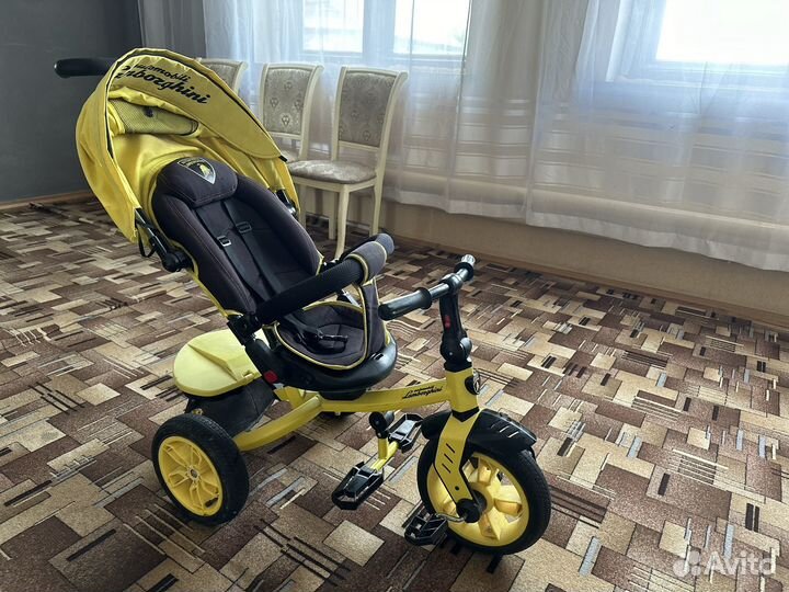 Детский трехколесный велосипед