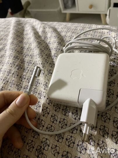 Зарядка на macbook