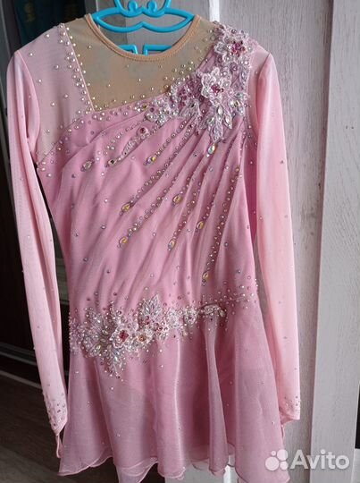 Платье для выступлений фигурное катание