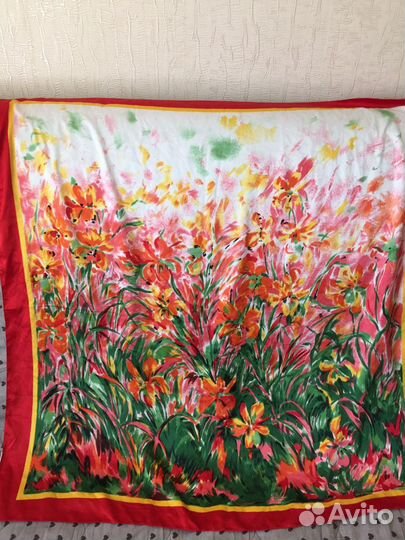 Платок женский шелковый