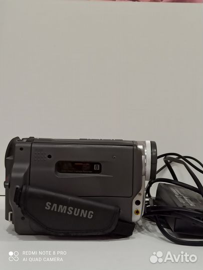 Видеокамера Samsung VP-M50