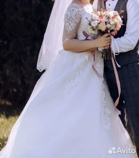 Свадебное платье