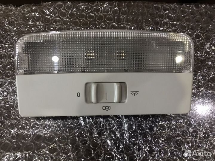 Плафон освещения салона