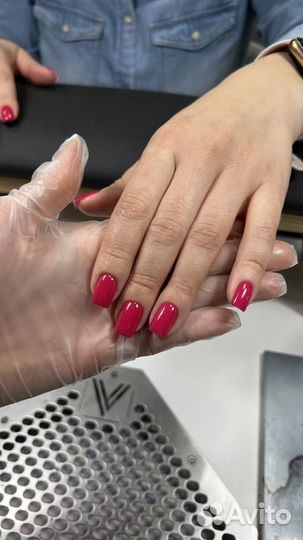 Модель на наращивание ногтей