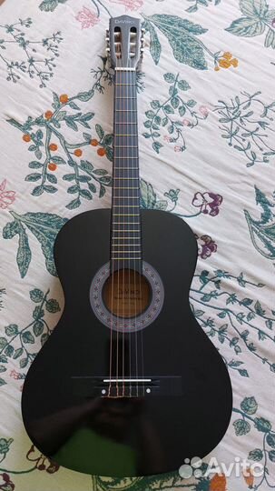 Продам новую гитару da vinchi для начинающих