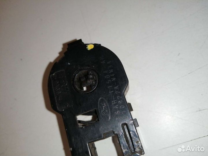 Трос отопителя Ford Focus 2