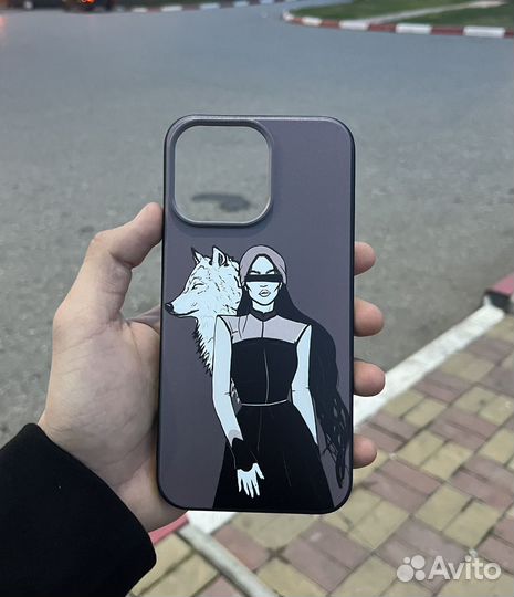 Чехлы на телефон