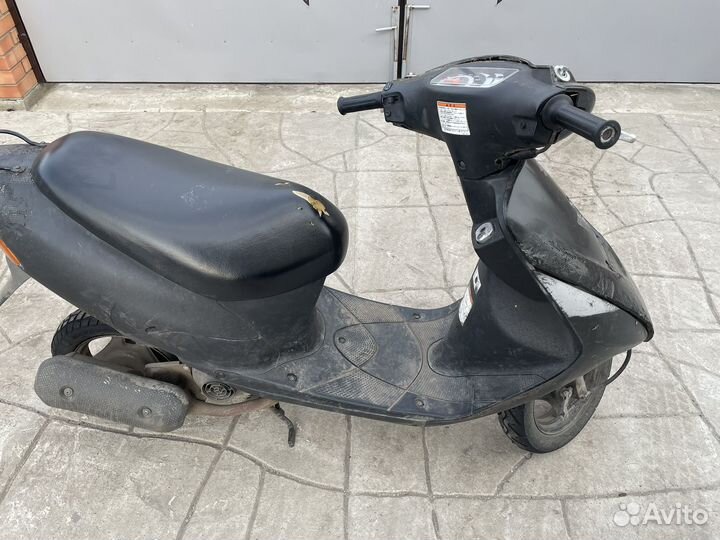 Скутер Suzuki lets 2 new