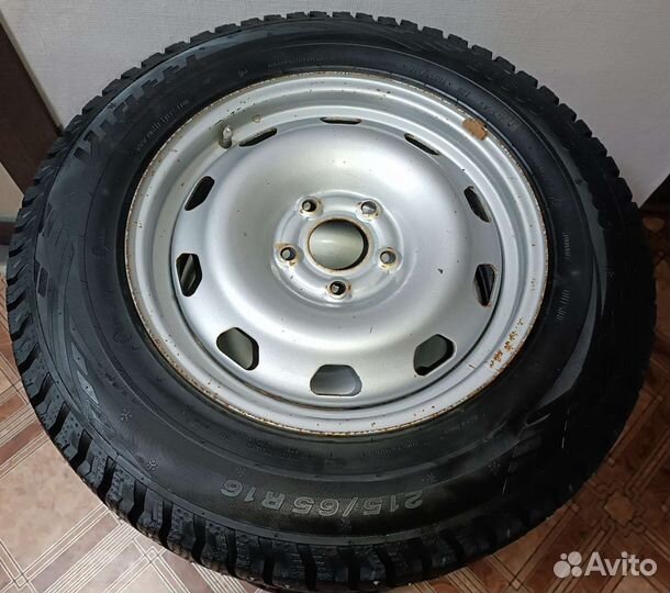 Viatti Bosco Nordico V-523 215/65 R16 98Tна дисках