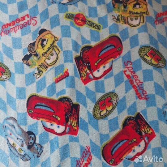 Пледы 2 шт детские, в хорошем состоянии