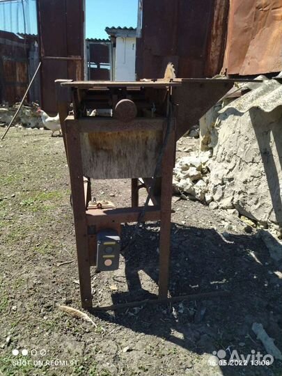 Дерево обрабатывающий станок