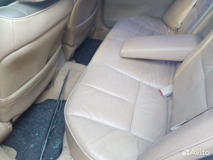 Сидения задние mitsubischi galant