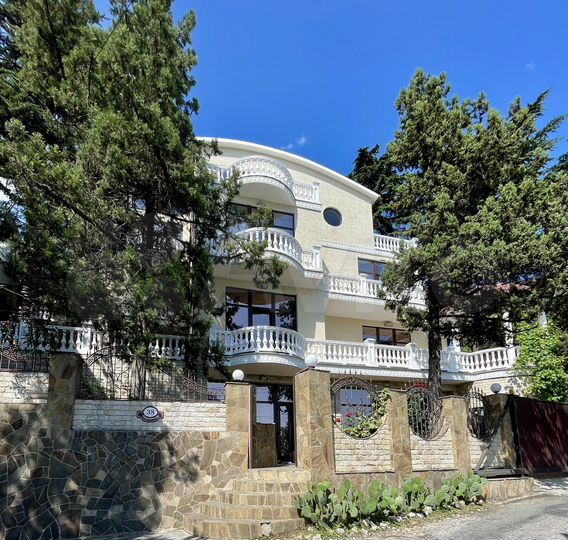 2-к. квартира, 50 м², 3/4 эт.