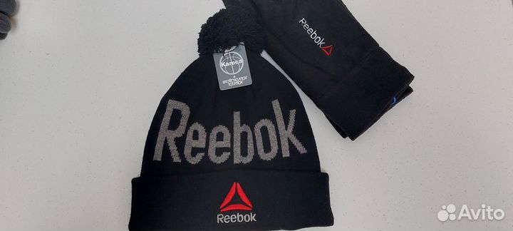 Мужская шапка зимняя Reebok c помпоном на флисе