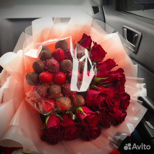 Букет с клубникой