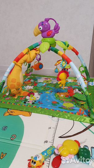 Развивающий коврик fisher price