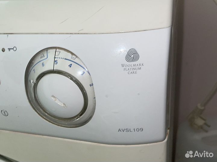 Стиральная машина автомат Аристон