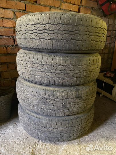 Bridgestone Dueler H/T 687 225/65 R17 101H