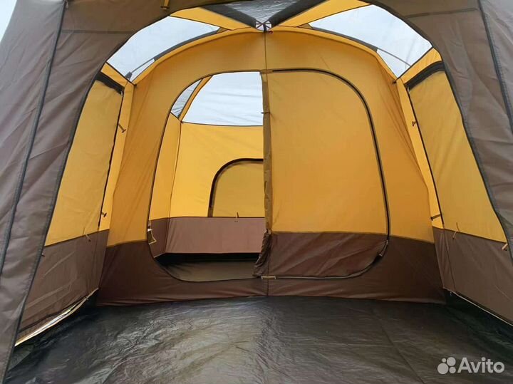 Палатка туристическая большая