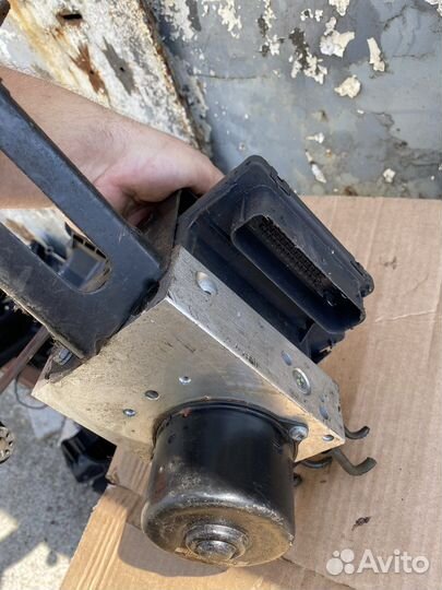 Блок abs bmw 3 e46 с DSC рест до рест