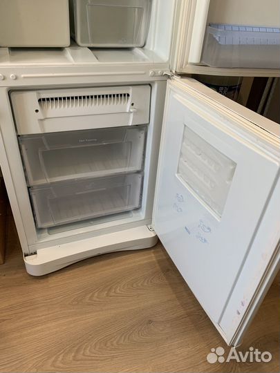 Холодильник indesit no frost