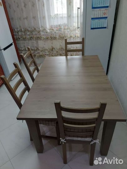 Стол обеденный и стулья бу IKEA