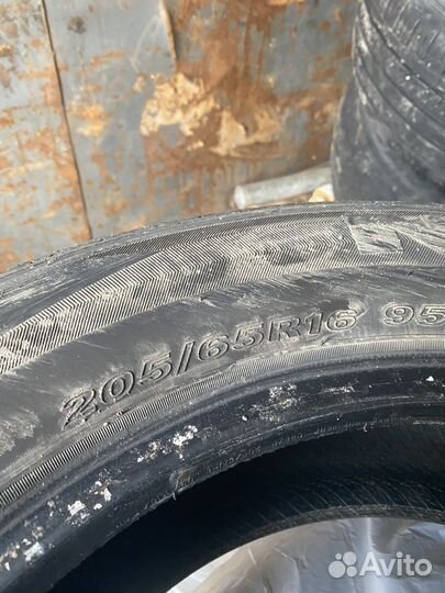 Nexen Classe Premiere 672 205/65 R16 95