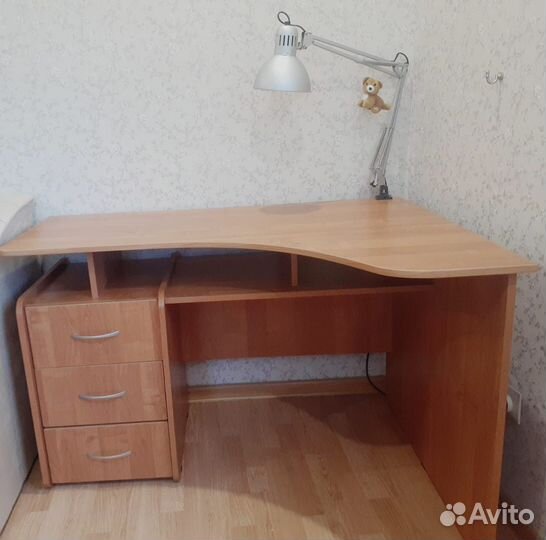 Компьторный стол