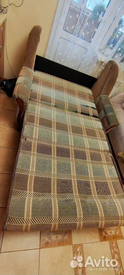 Продам диван бу в хорошем состоянии
