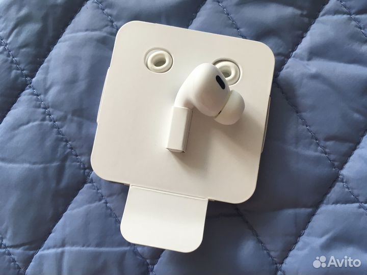 Новый левый наушник, AirPods Pro 2