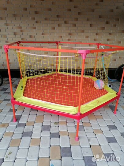 Детский батут