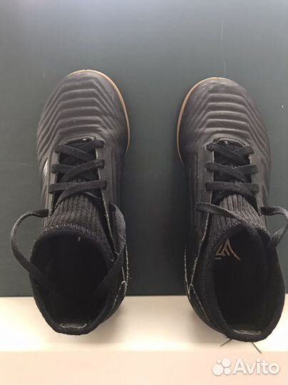 Футбольные бутсы adidas чёрные, размер 30. Б/ у