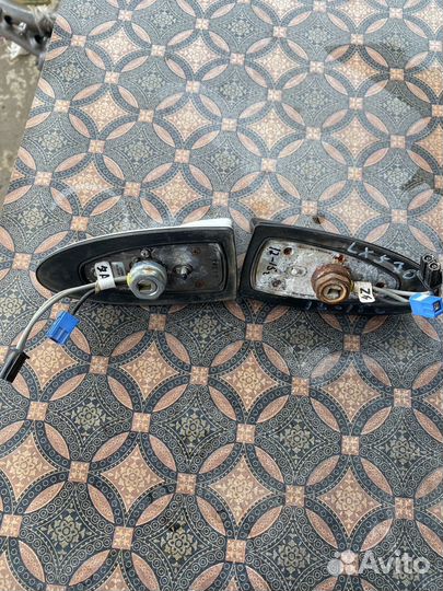 Lexus LX570 антенна (акула)