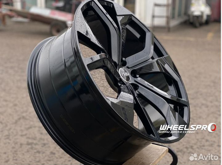Диски R22 Audi Q7 Q8 Etron