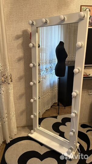 Гримерное зеркало