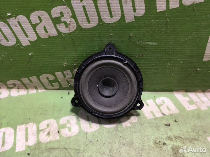 Динамик задний правый Nissan Skyline PV36 VQ35HR