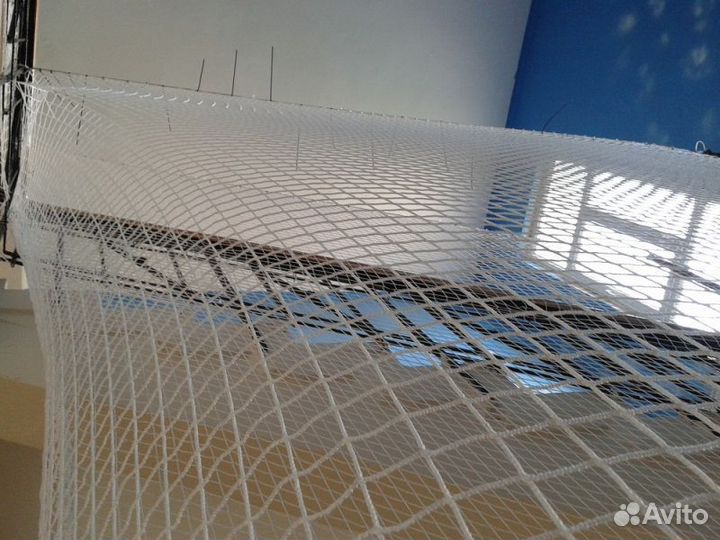 Сетка заградительная ля лестницы