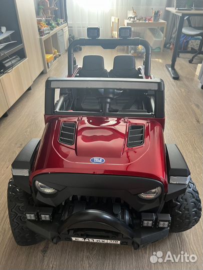 Детский электромобиль