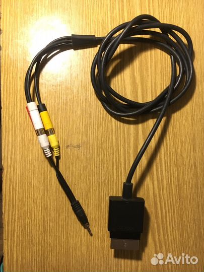 Видео кабель для Xbox 360 оригинал