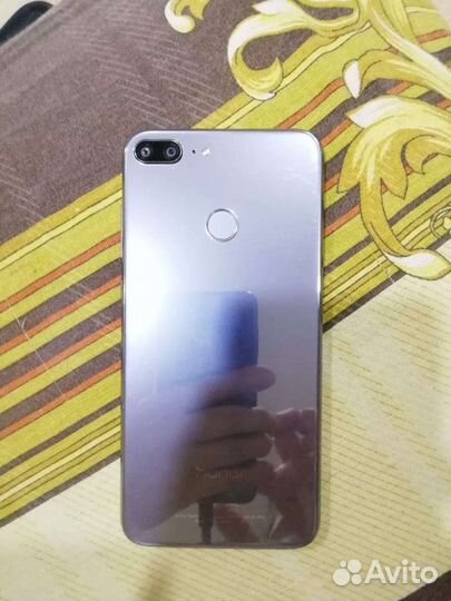 Телефон honor 9 lite