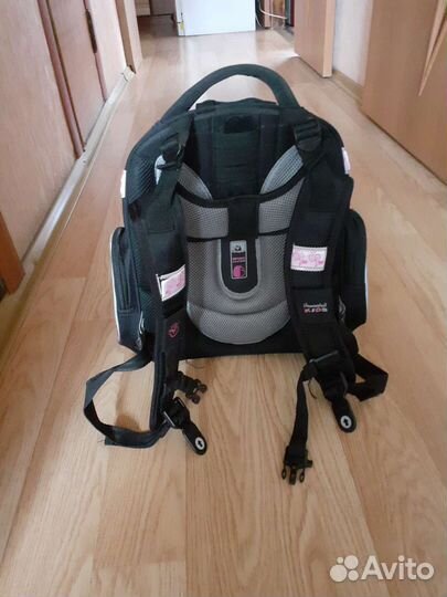 Школьный рюкзак