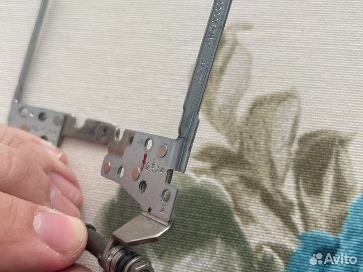 Петли для ноутбука Acer Nitro 5 AN515-52 пара