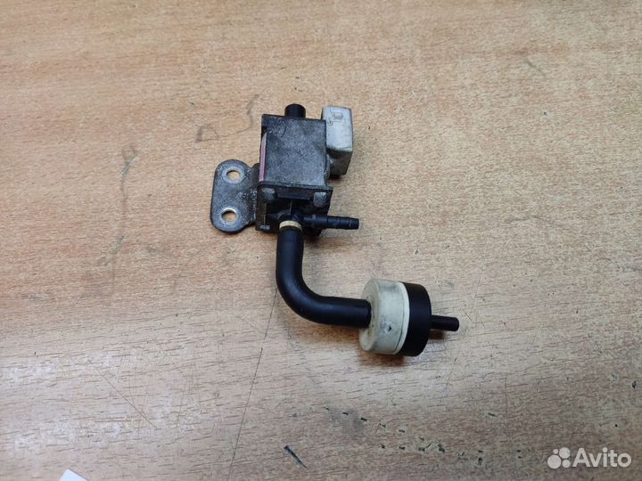 Клапан вакуумный, Volvo 960