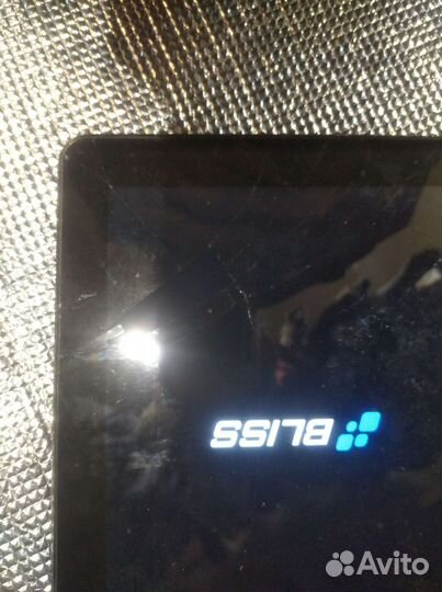 Планшет требует очистки,зависает