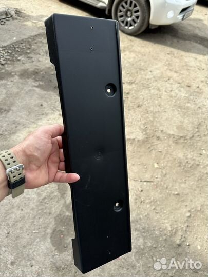 Накладка бампера Nissan Pathfinder r51. 96210EB300