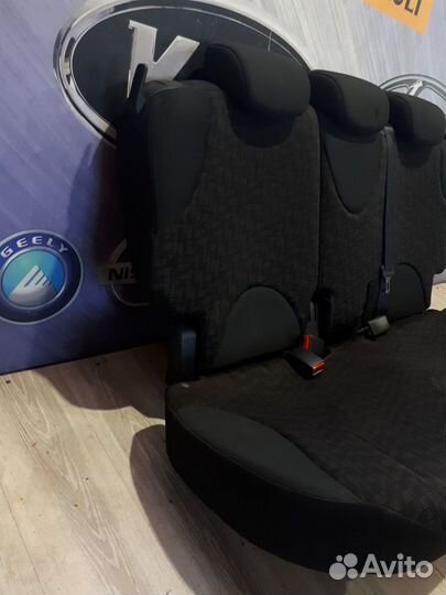 Сиденье заднее Спинка Диван Nissan note E11