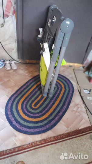 Столик для кормления ребенка