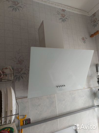 Вытяжка наклонная krona helga 500 white PB