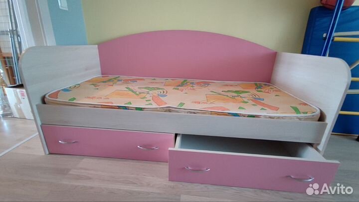 Детская кровать диванчик