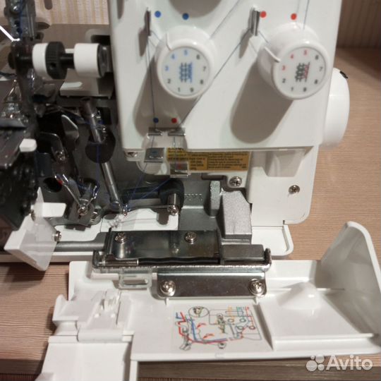 Оверлок Juki MO 644 DN